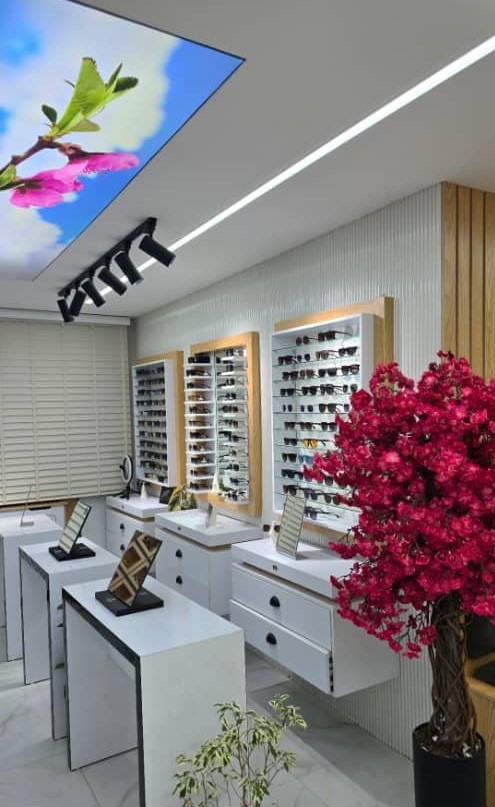 چرا عینک نگاه بهترین انتخاب برای خرید عینک در املش است؟